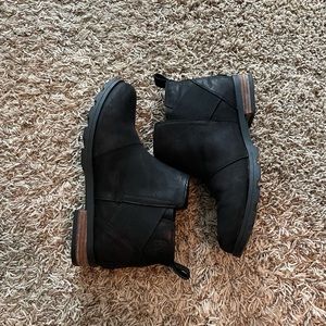 SOREL Chelsea Boots